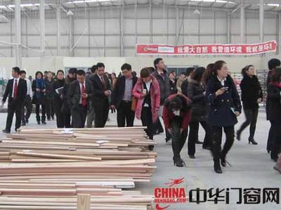 2013年大自然木門 以培訓為先導，驅(qū)動門窗銷售增長